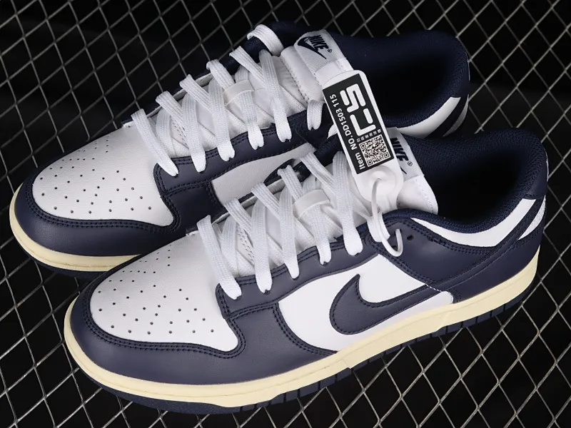 All Categories Nk SB Dunk Series Nk SB Dunk Low Low-top Sneakers Nk SB Dunk Low "Navy Blue" Navy Blue Color SB Smashed Backboard Fashion Casual Sneakers DD1503-115
